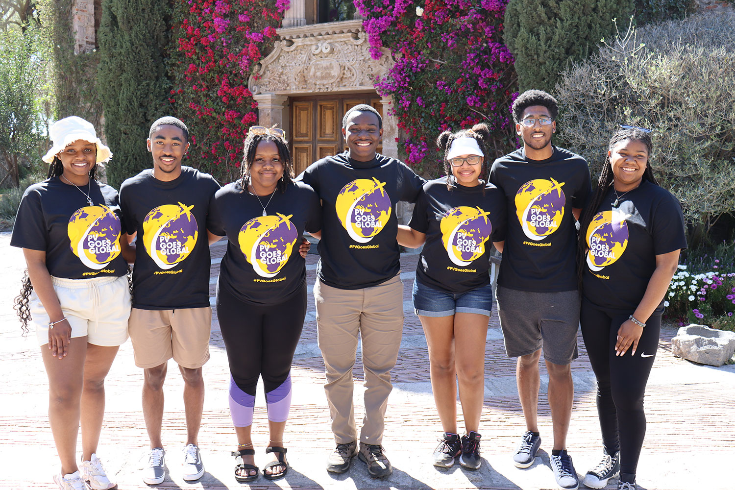 Honors College students participating in study abroad