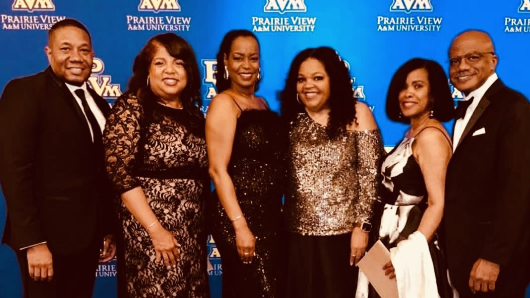 Attendees at the 2025 Dallas PV Alumni Scholarship Gala and Silent Auction