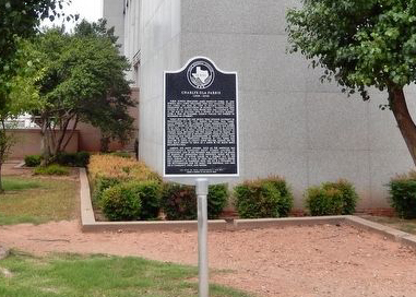 Charly Ola Farris historical marker in Wichita Falls, Texas