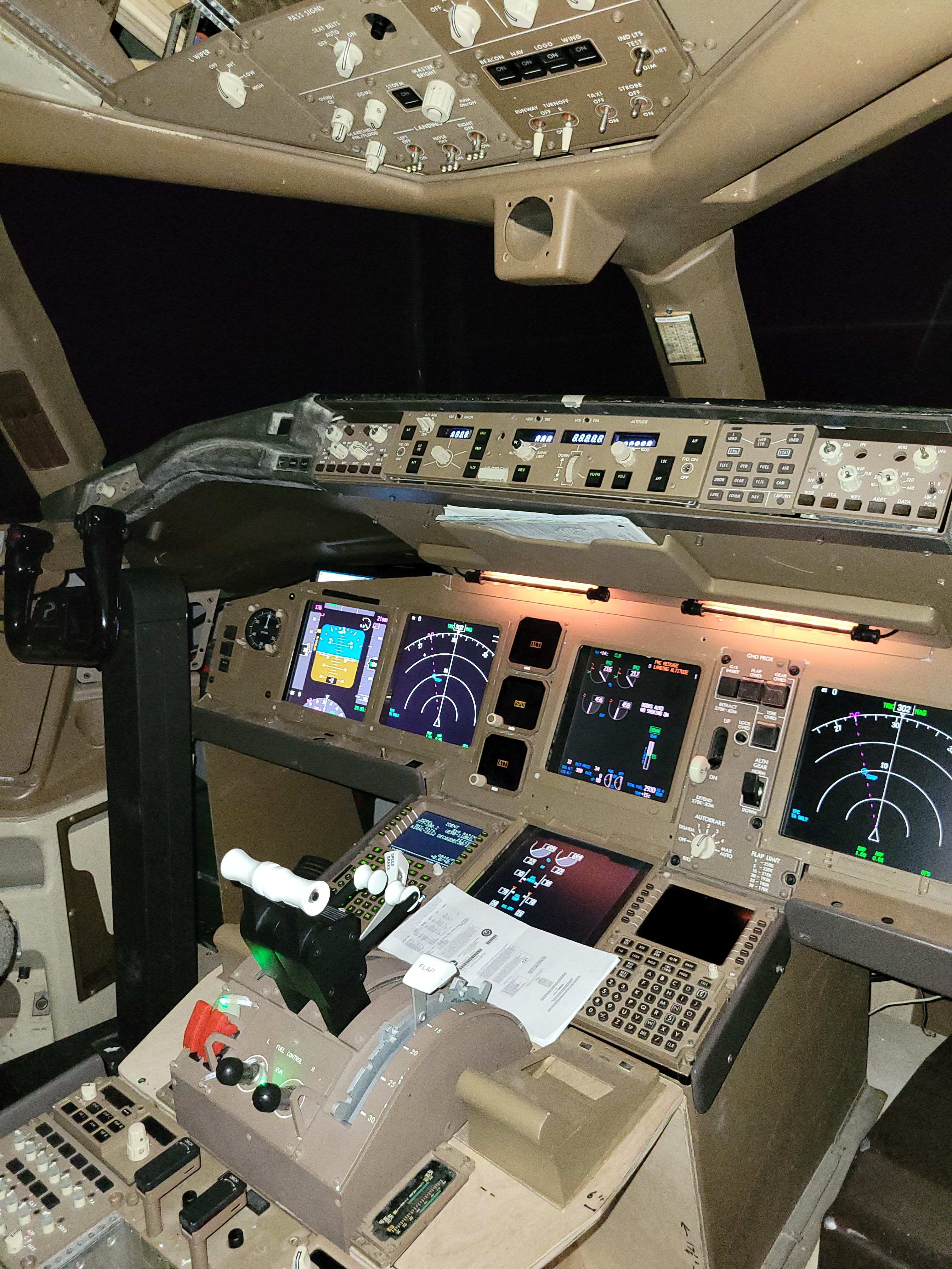 Prather’s garage-built Boeing 777 flight simulator