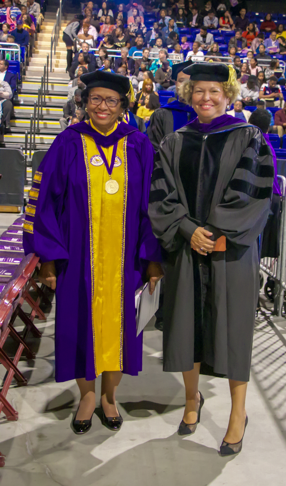 Debra L. Lee Challenges 568 PVAMU Graduates to 'Be Courageous' | PVAMU Home